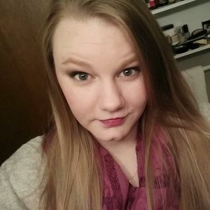 Meet your Posher, Ashlee